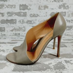 Gianvito Rossi Gray Leather Cutout Slip On High Sandals O84